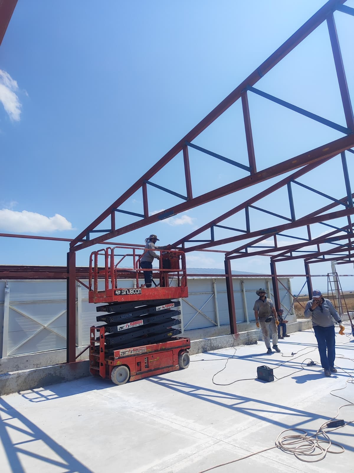 Ankara Eklemli Platform (Manlift) Kiralama saha çalışması
